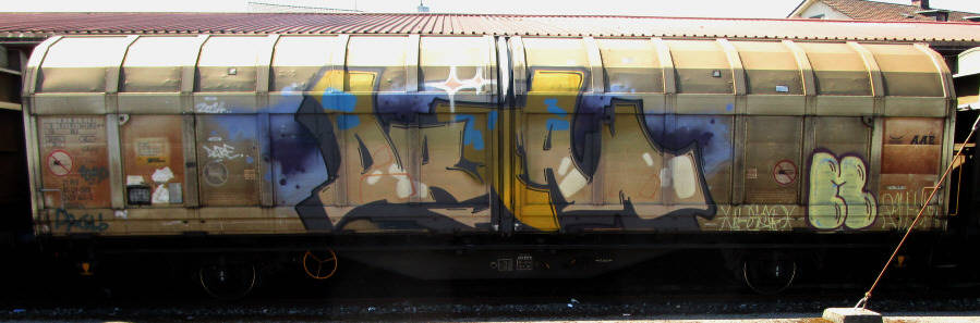 DREAM SBB-güterwagen graffiti zürich