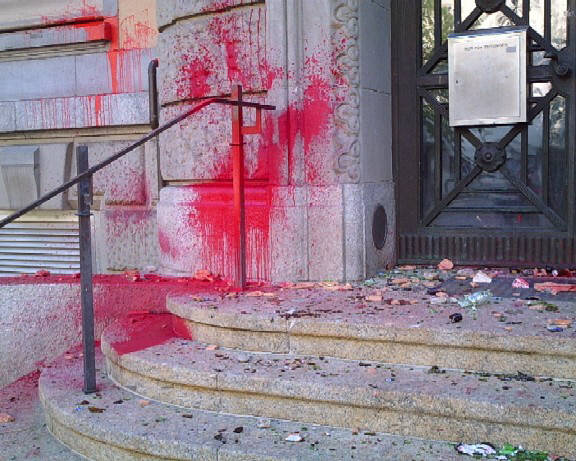 rote farbe am eingang stauffacherstrasse des bezirksgerichts zrich bgz. Red paint smeared over entrace of Zurich District Court Building in Zurich Switzerland. Also on the premises is the Zurich Municipal Jail and the District Attorney's Office.