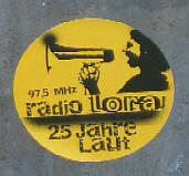 radio lora 97,5 mhz. 25 jahre laut. kleber. zrich aussersihl beim bgz stauffacherstrasse