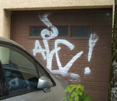 ALC graffiti tag garage hnggerstrasse zrich-wipkingen
