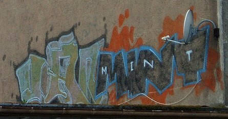 old skool graffitis am zic zac rockgarden herdernstrasse beim letzigrund zrich.