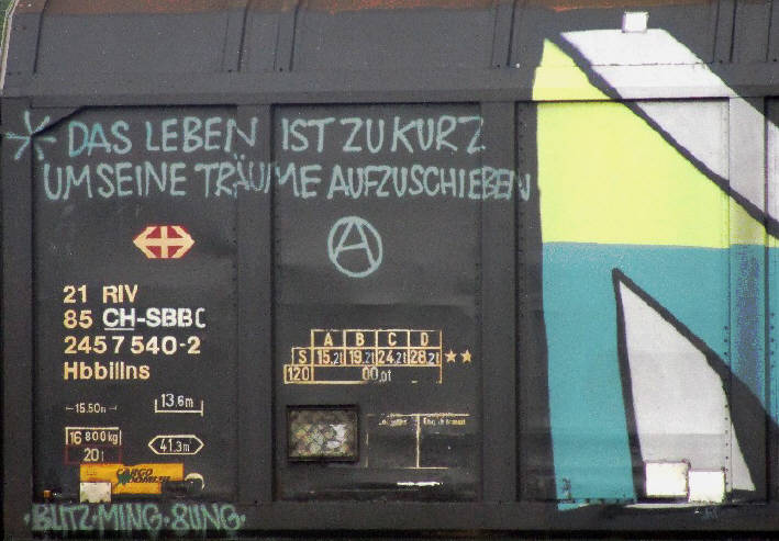NOFX freight graffiti das leben ist zu kurz um seine trume aufzuschieben
